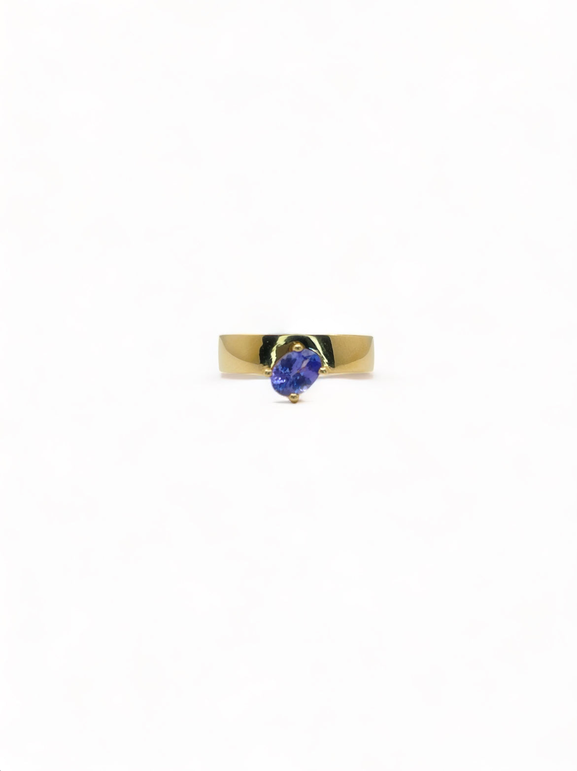 "Lea" Tanzanite Solitaire Ring