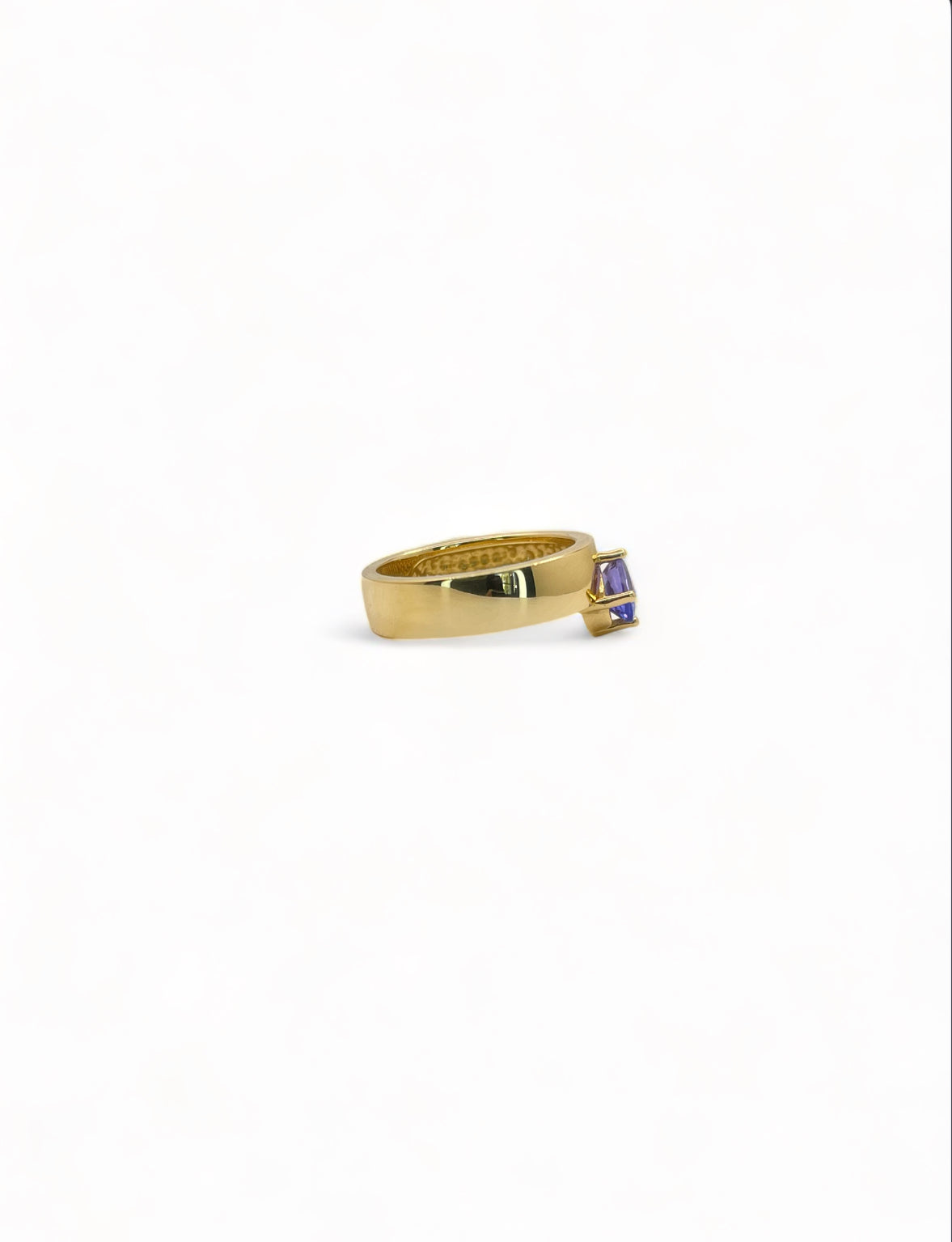 "Lea" Tanzanite Solitaire Ring