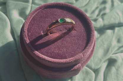 Emerald Signet Dome Ring - ALIZETI FINE