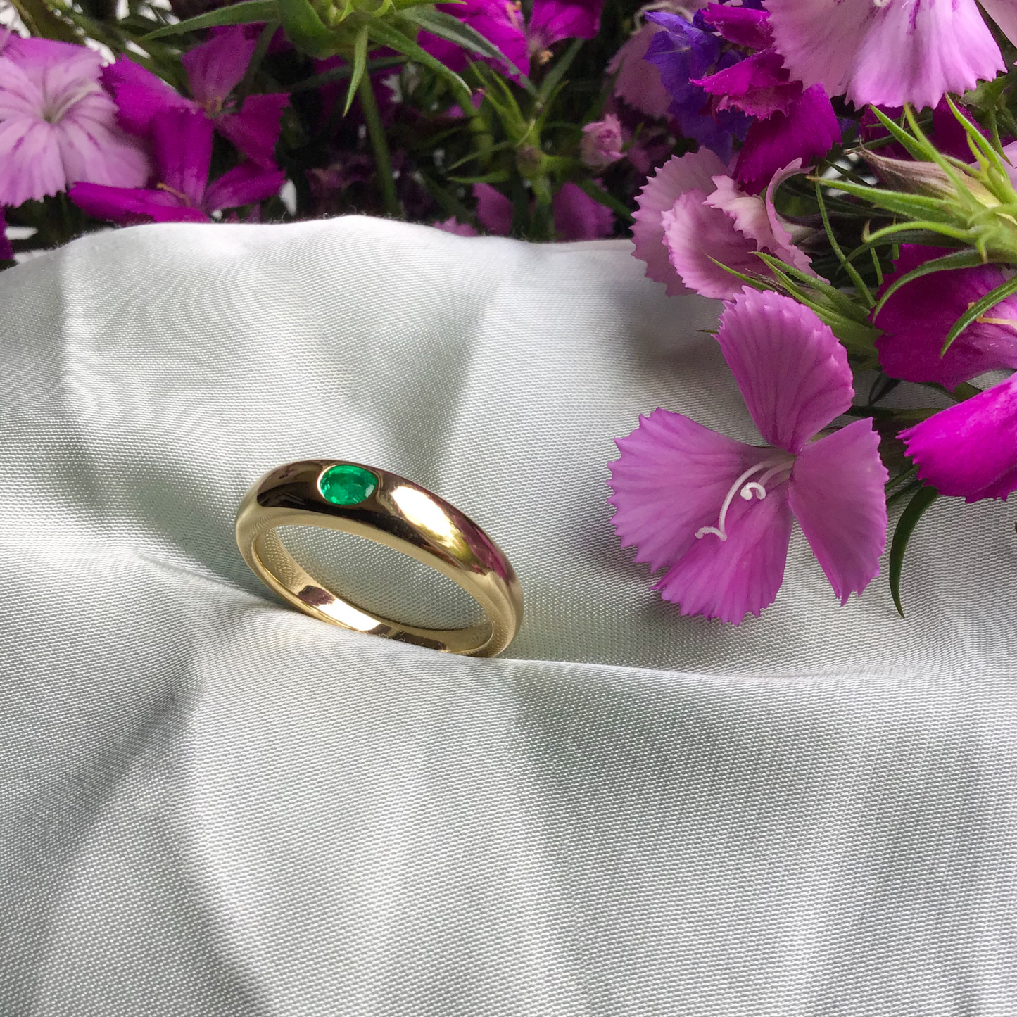 14k Emerald Dome Ring - ALIZETI